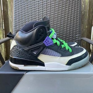 Jordan Spizike Black Court Purple